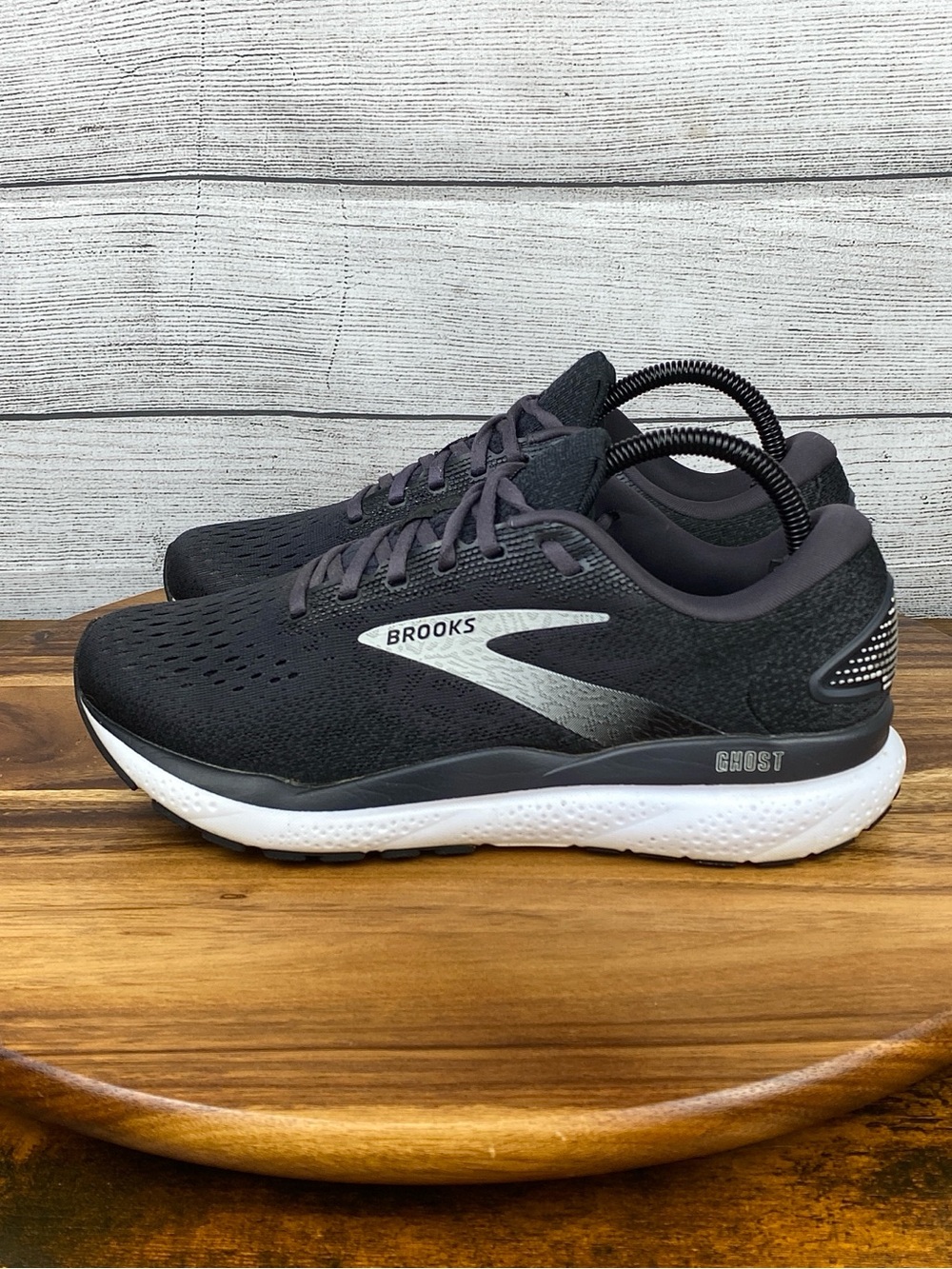 Brooks Ghost 16 Wide Black Grey Road Running Shoe 1104182E090 Mens Size 7.5 (2E)